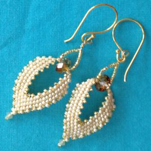 Goldcream Leaf Earrings
